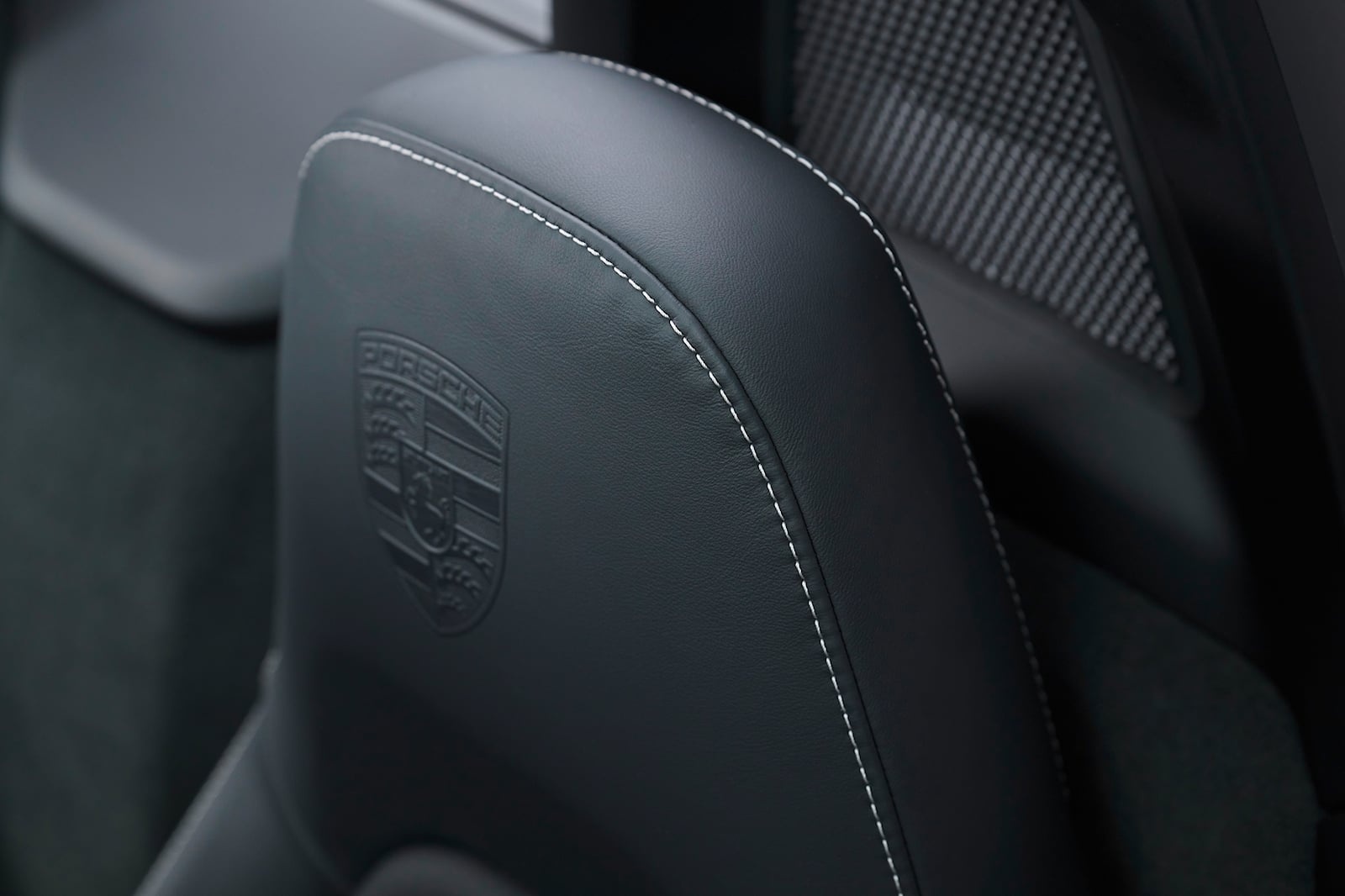 Porsche 718 Style Edition anh 13