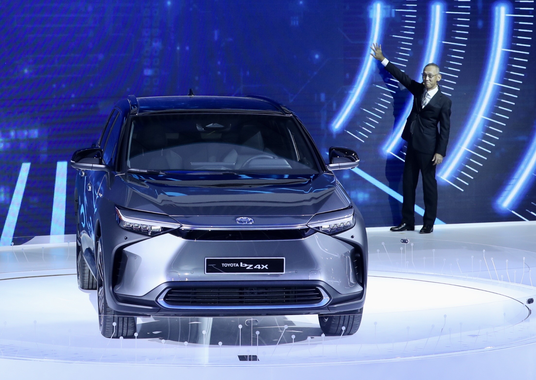 Loat xe dien vua duoc gioi thieu tai Viet Nam hinh anh