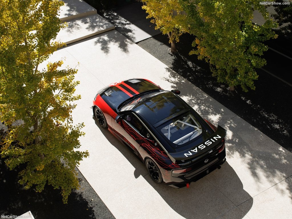 Nissan Z GT4 ra mat anh 18