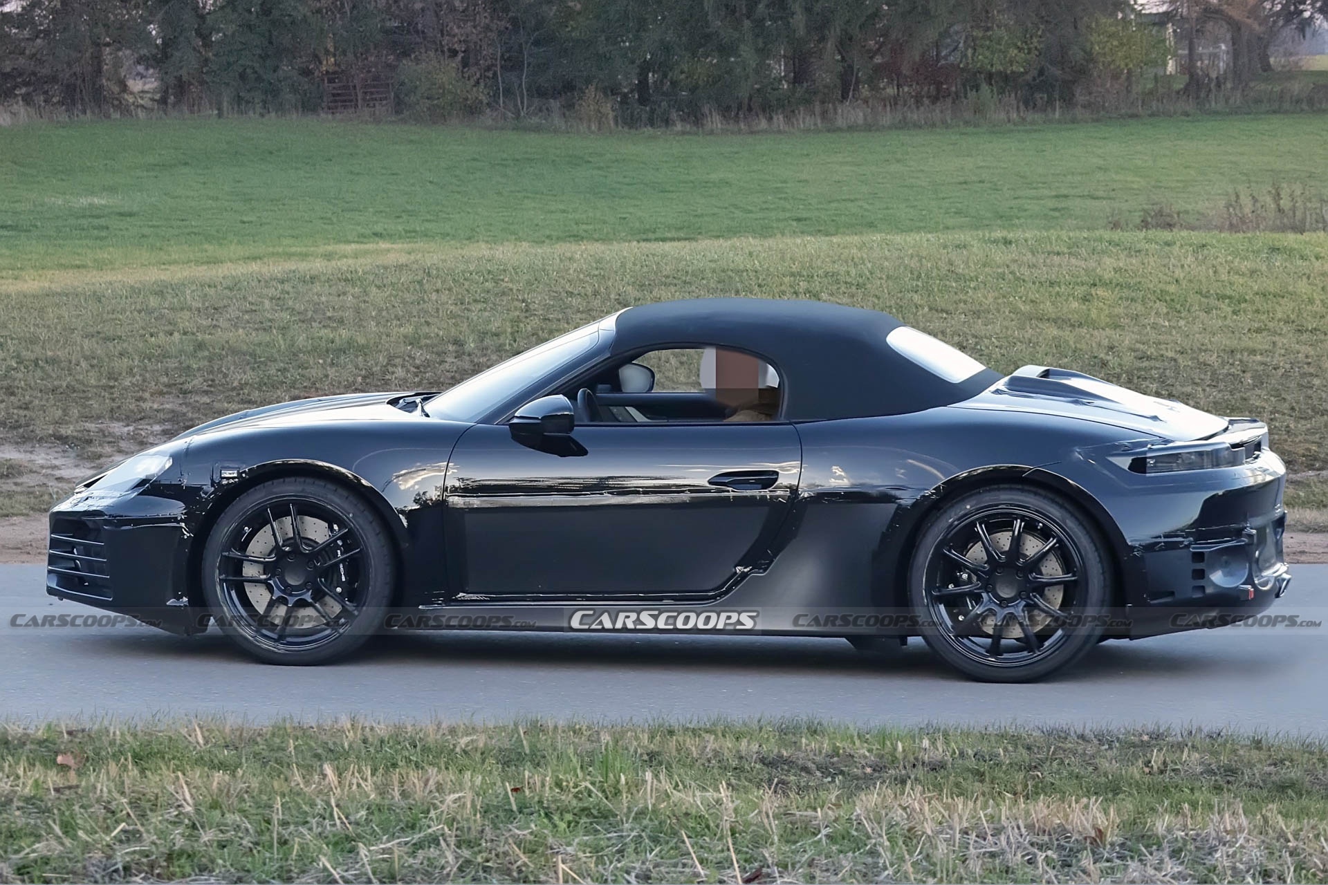 Porsche 718 the he moi anh 6