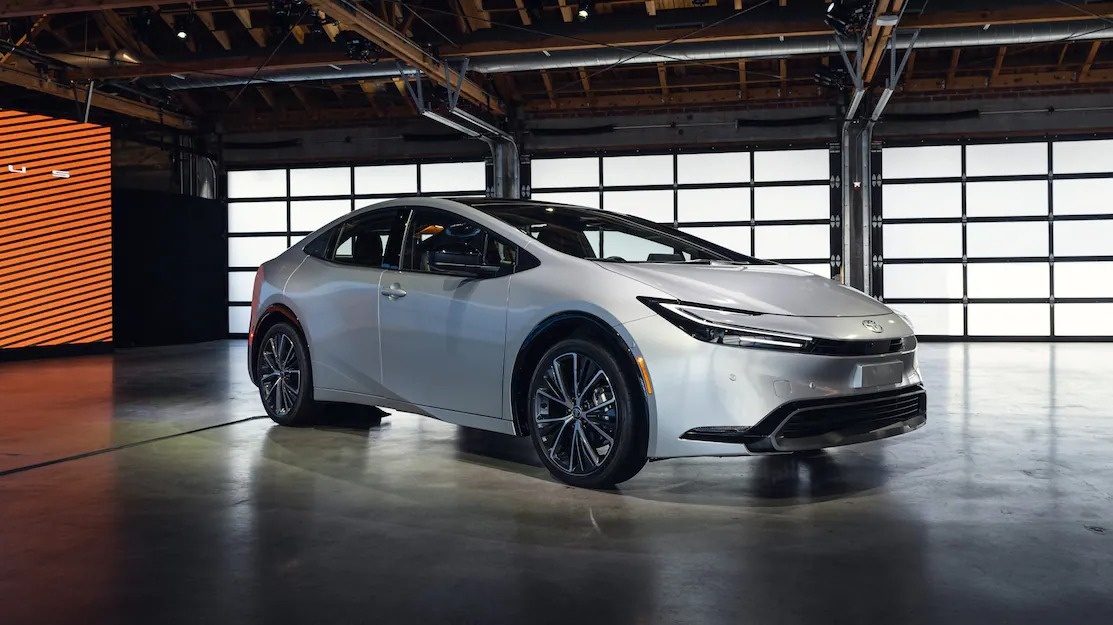 Chi tiết Toyota Prius 2023 ảnh 15 Chi tiet Toyota Prius 2023 anh 15