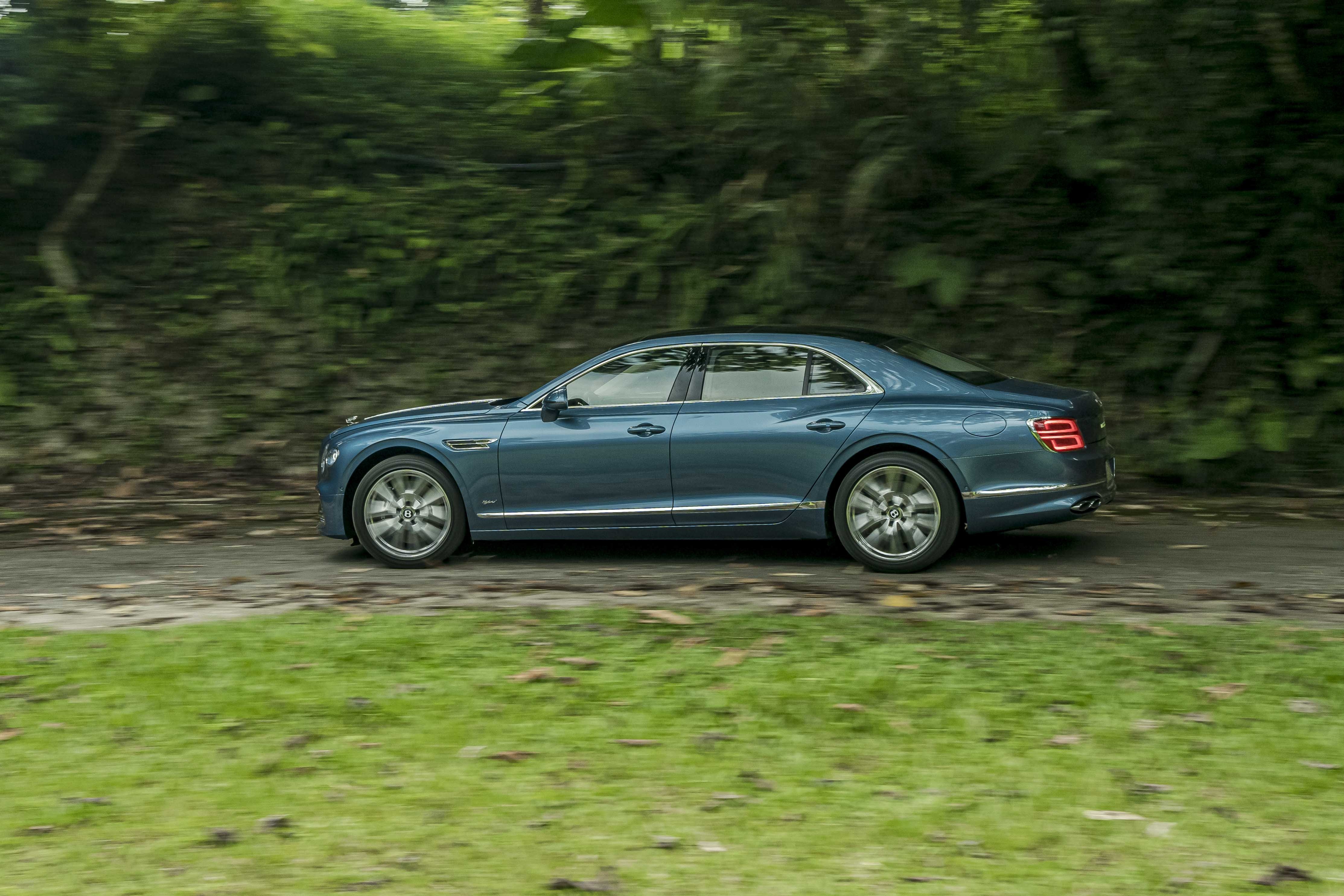 Ảnh Bentley Flying Spur Hybrid ảnh 9 Anh Bentley Flying Spur Hybrid anh 9