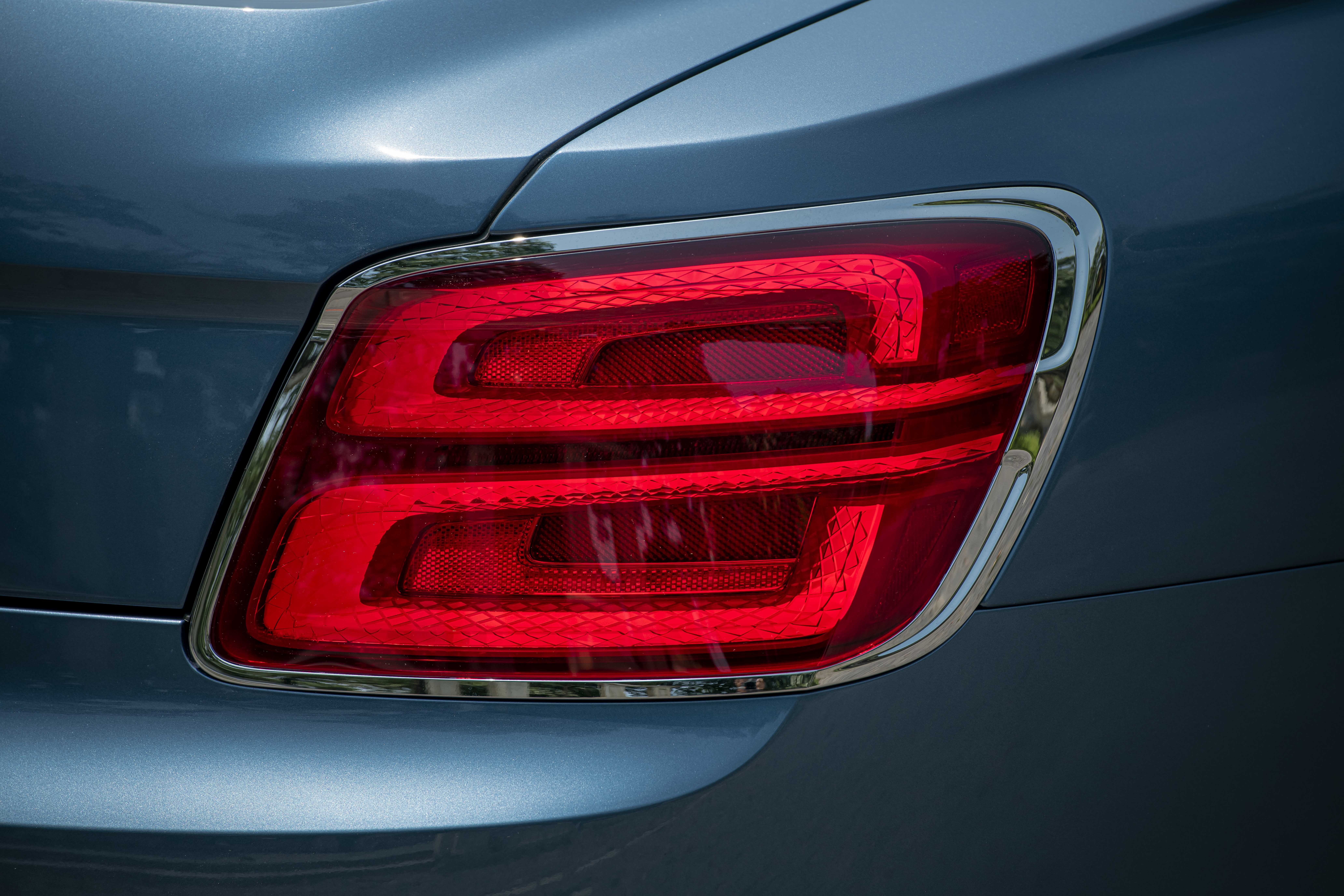 Ảnh Bentley Flying Spur Hybrid ảnh 12 Anh Bentley Flying Spur Hybrid anh 12