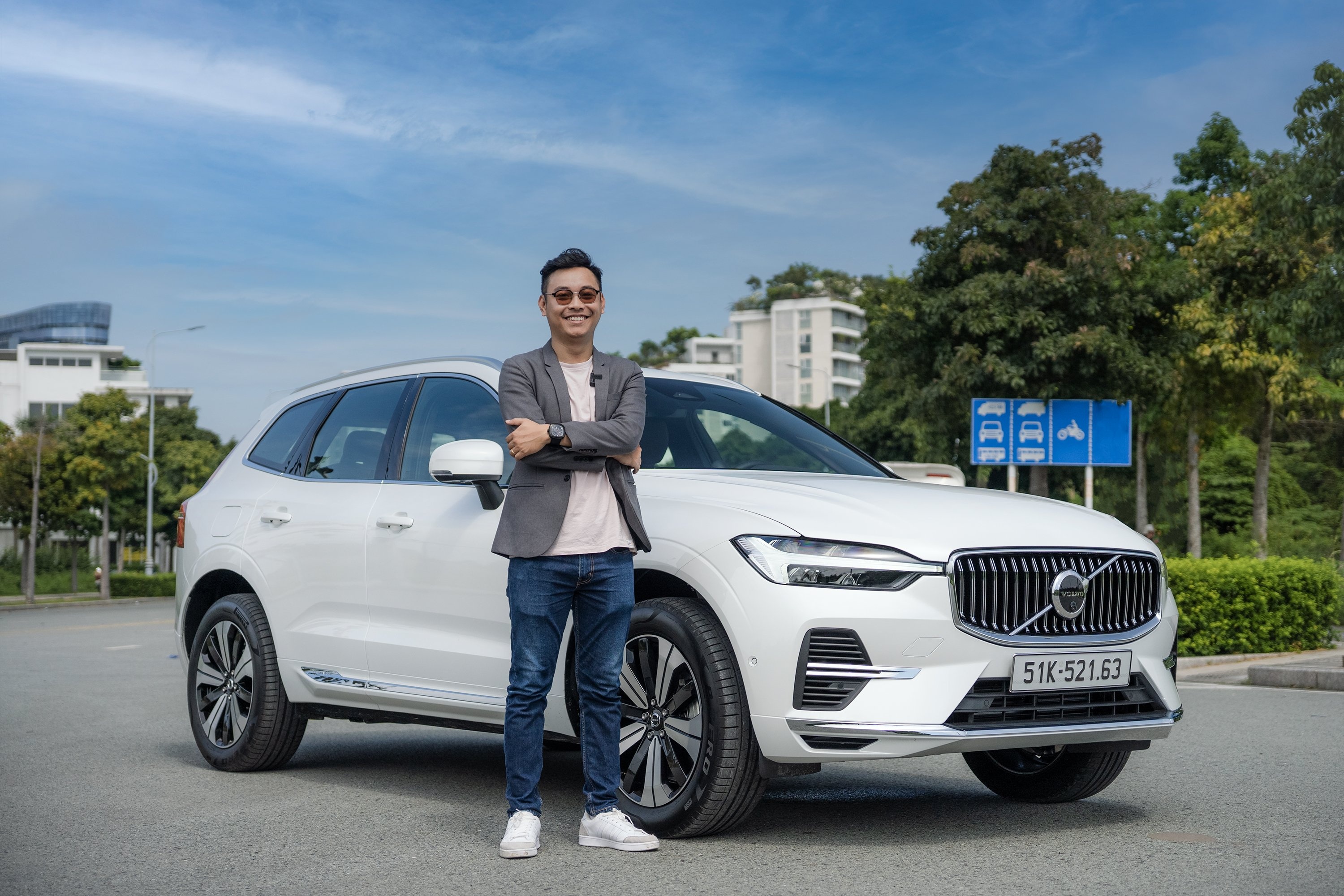 Volvo XC60 Recharge Ultimate - ngoai hinh khong la, hieu suat an tuong hinh anh