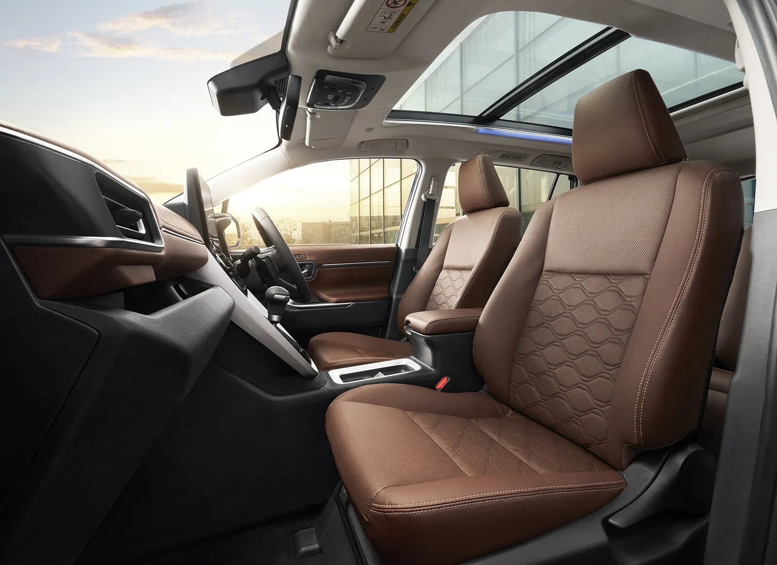 Toyota Innova ban An Do anh 14