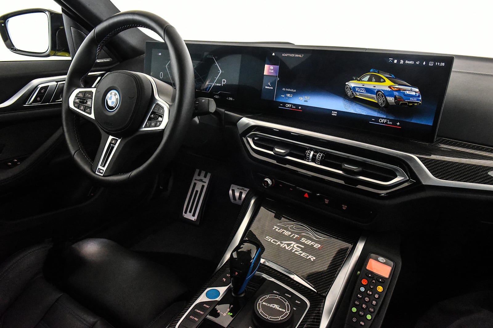 BMW i4 xe canh sat anh 9