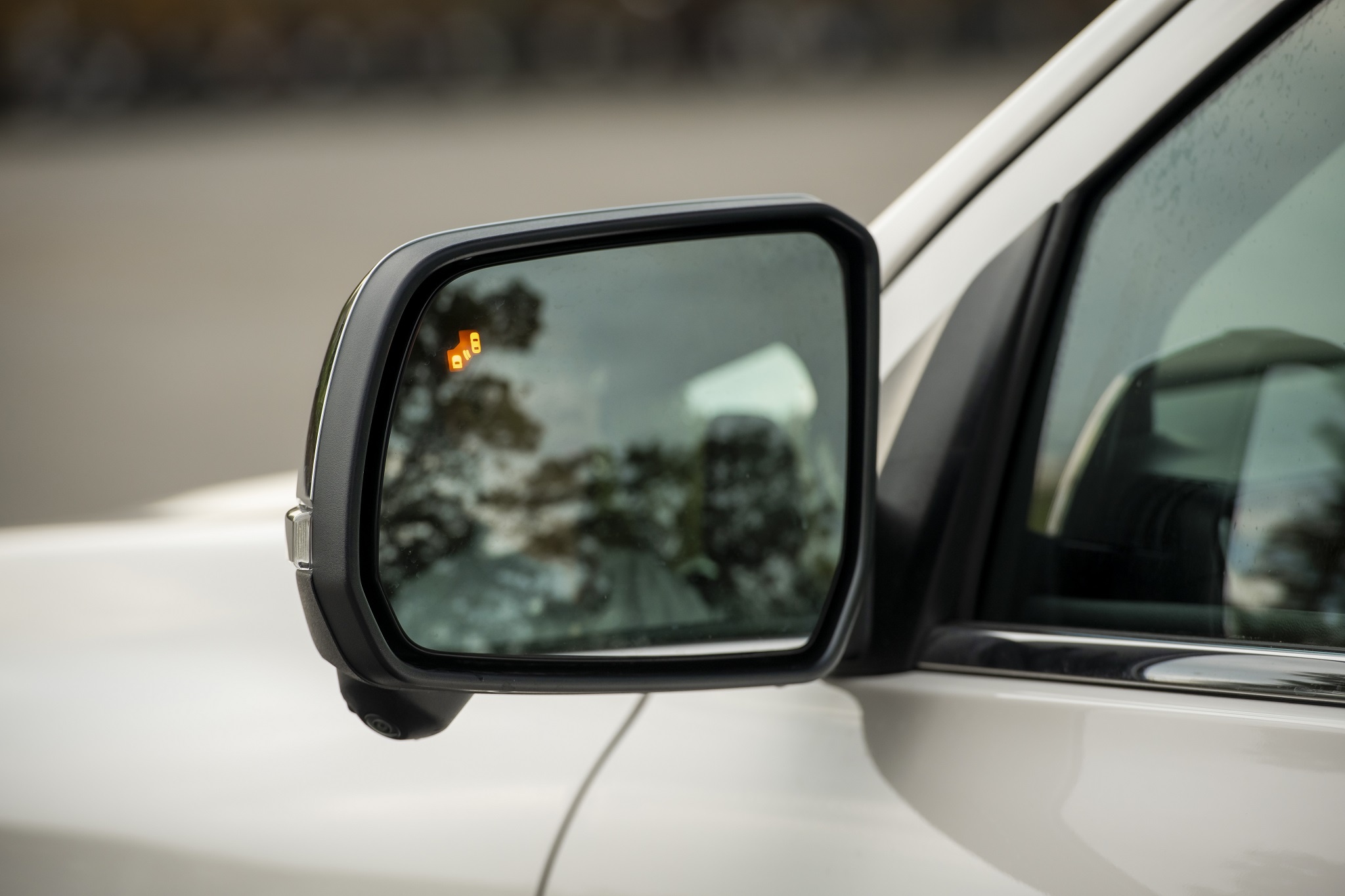 Ford Everest được nâng cấp ảnh 3 Ford Everest duoc nang cap anh 3