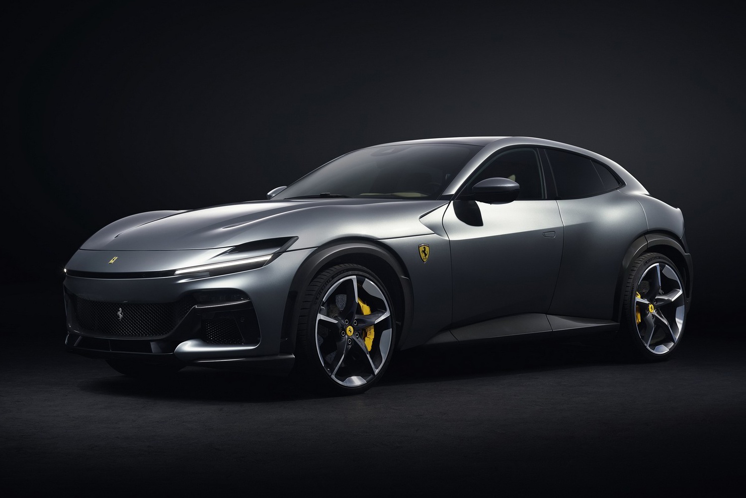 Loat xe moi 2023 anh 3