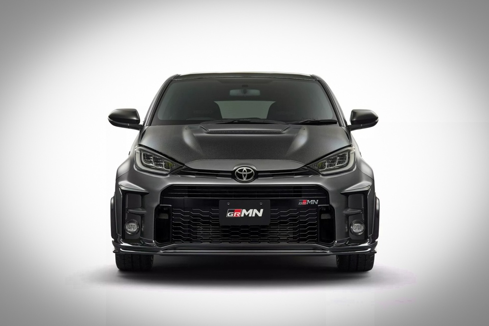 Toyota GRMN Yaris tang gia anh 4