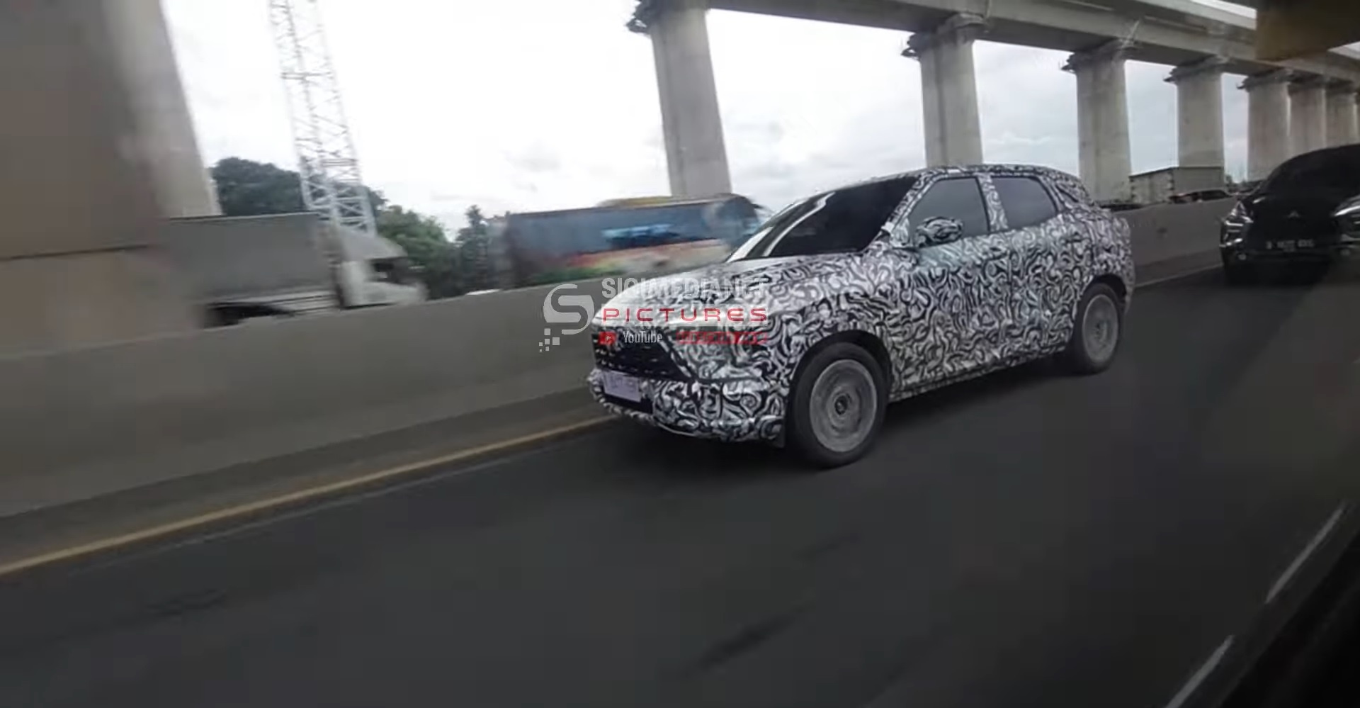 Mitsubishi XFC thu nghiem anh 1