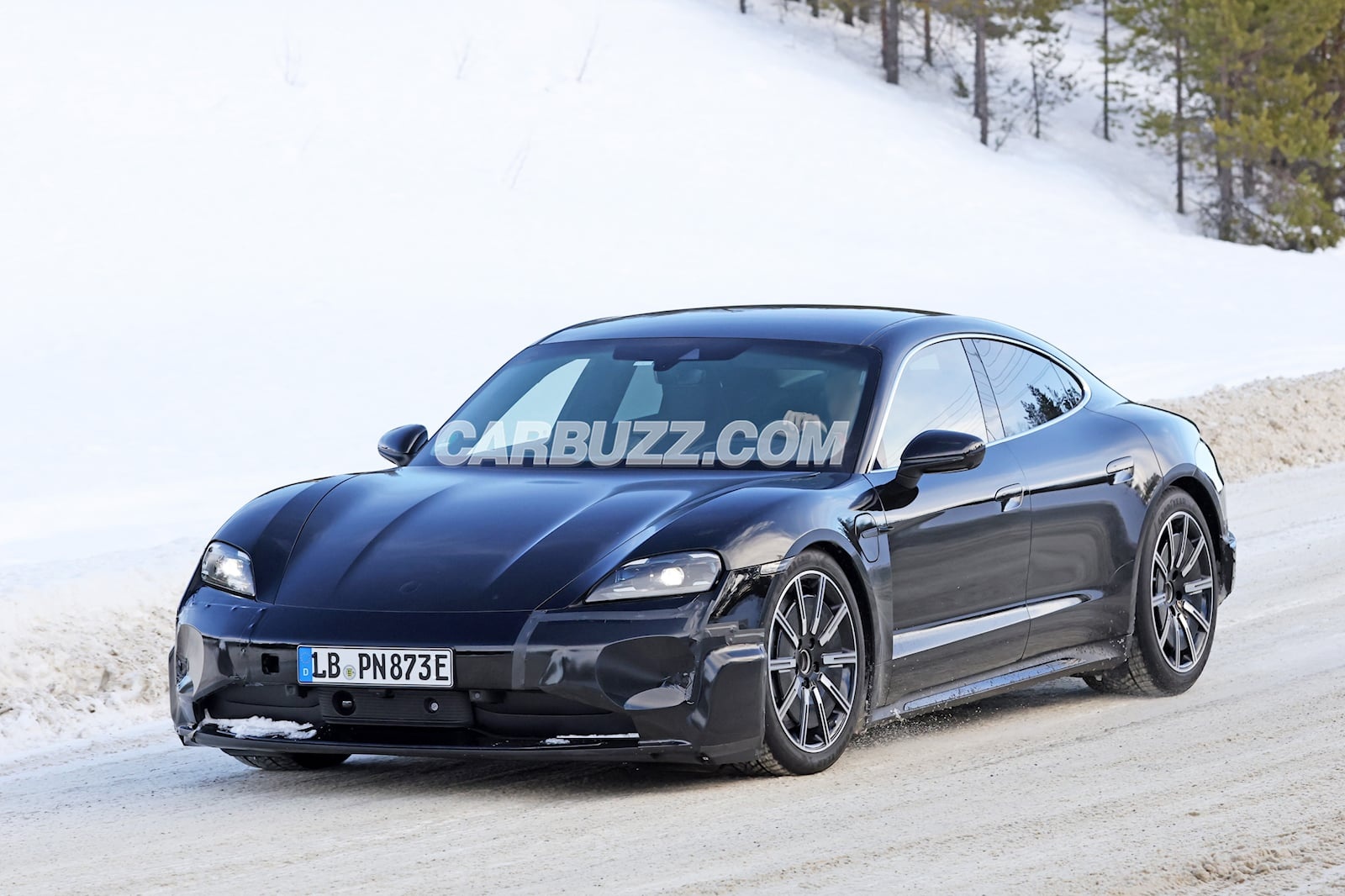 Porsche Taycan facelift 2023 anh 3