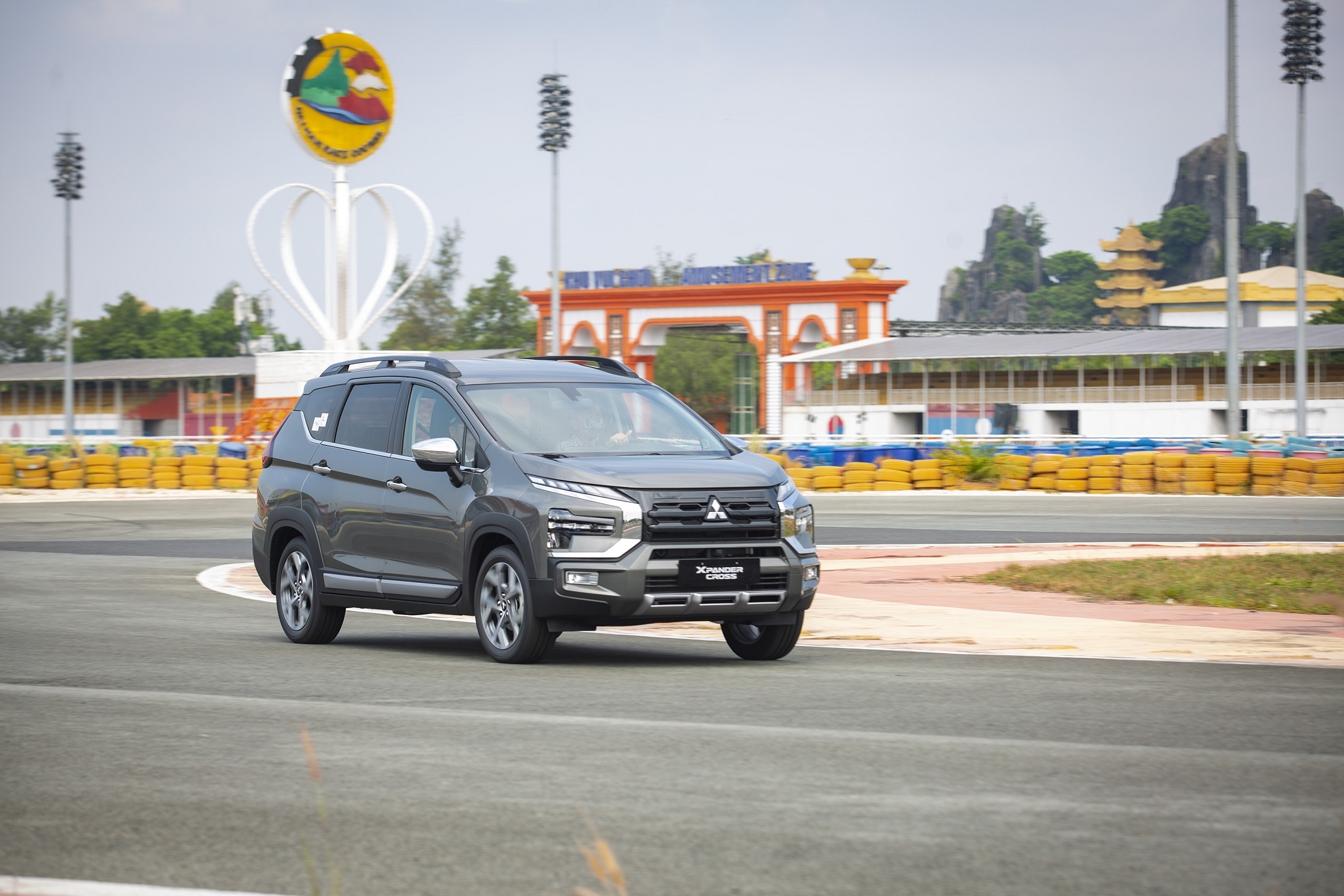 Xpander Cross và XL7 ảnh 13 Xpander Cross va XL7 anh 13