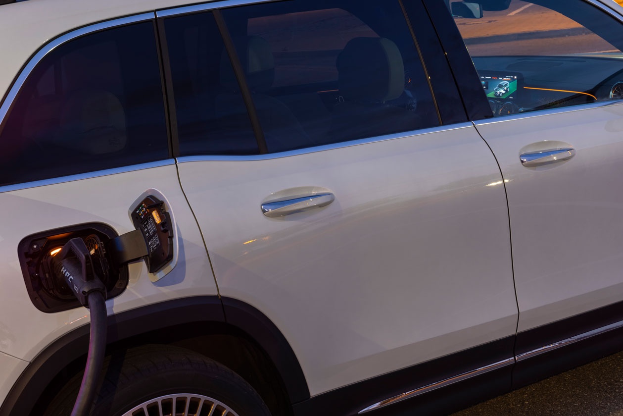 Chi tiet Mercedes-Benz EQB anh 8