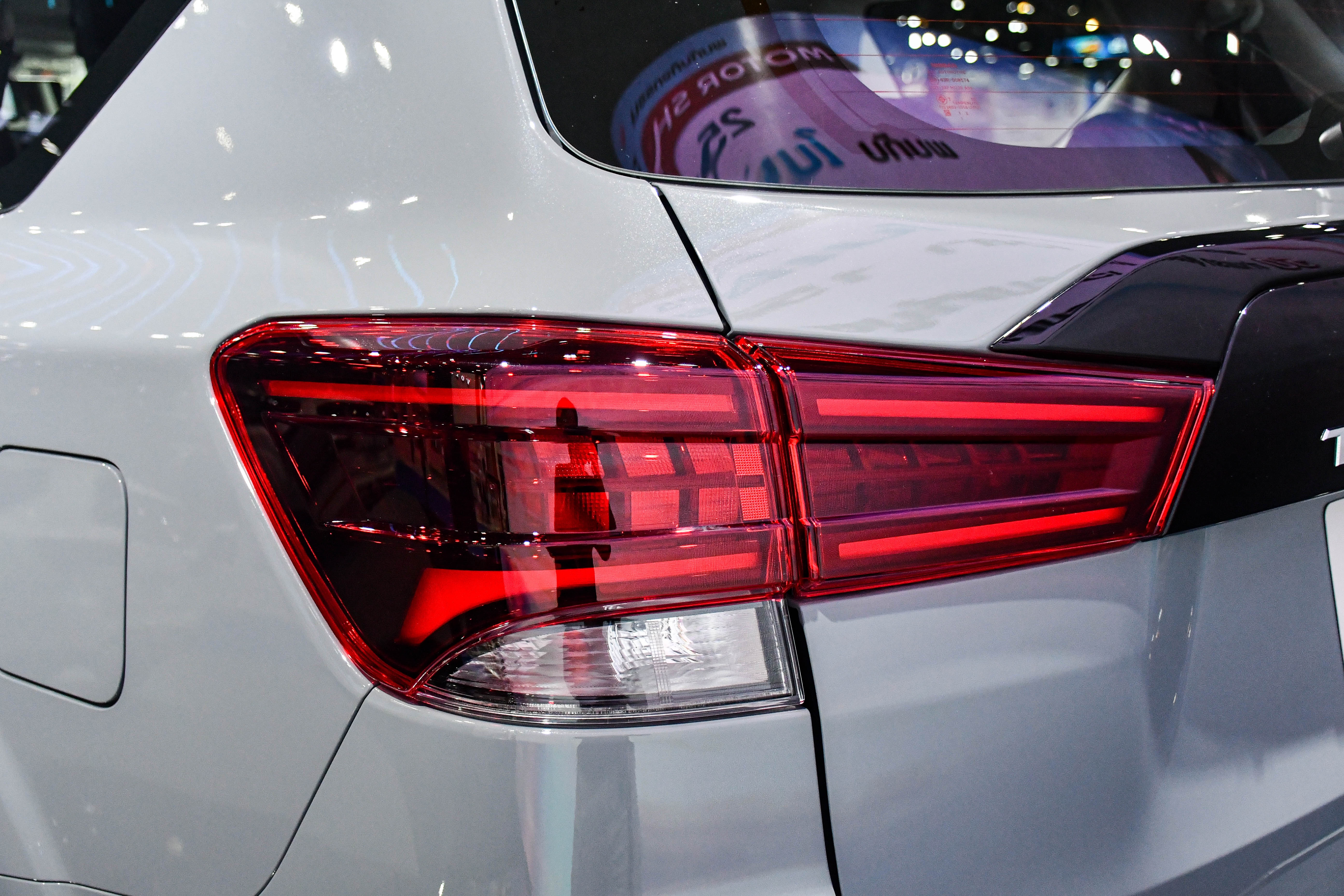 Chi tiet Nissan Terra 2023 anh 4