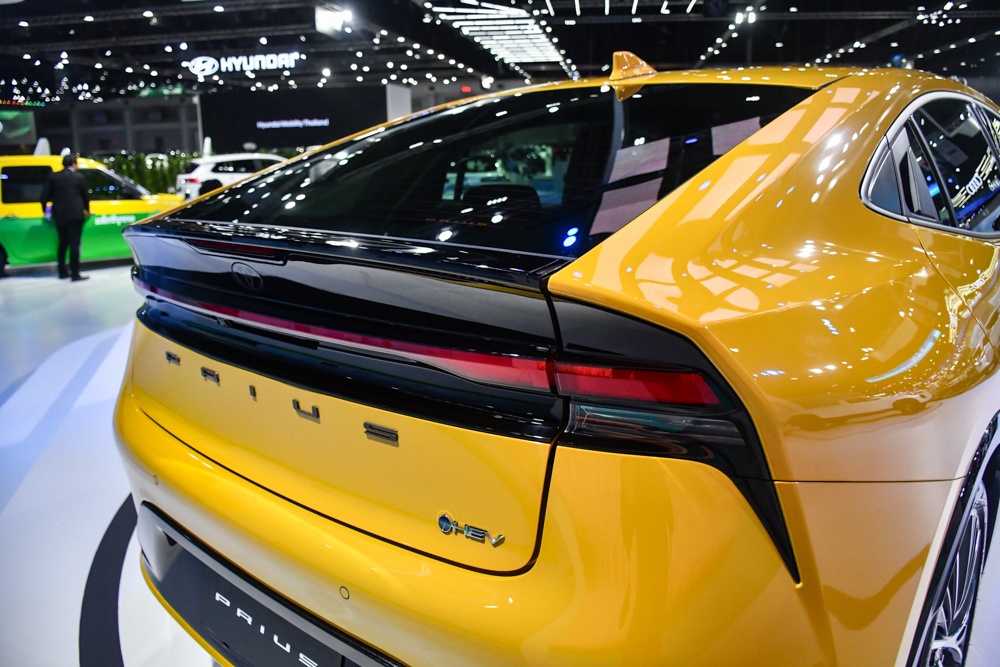 Chi tiet Toyota Prius 2023 anh 5