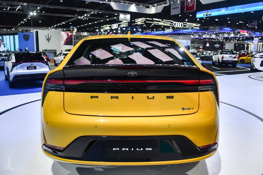 Chi tiet Toyota Prius 2023 anh 10