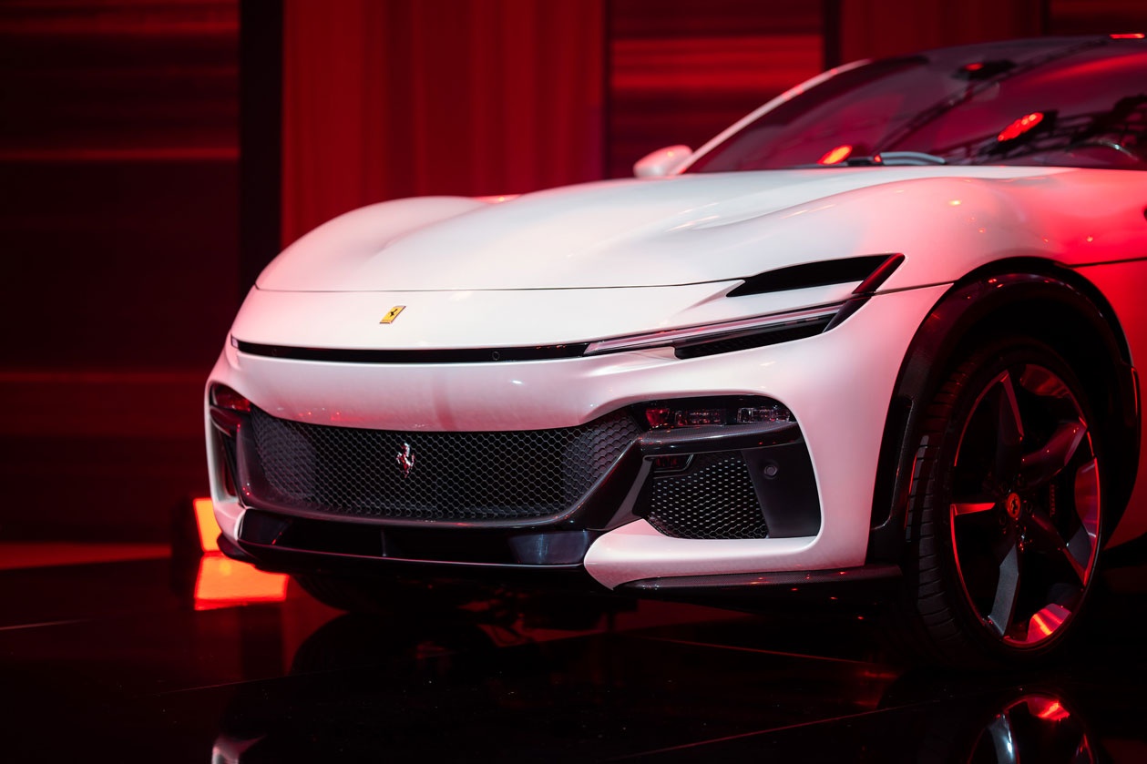 Ferrari Purosangue ra mắt ĐNÁ ảnh 4 Ferrari Purosangue ra mat DNA anh 4