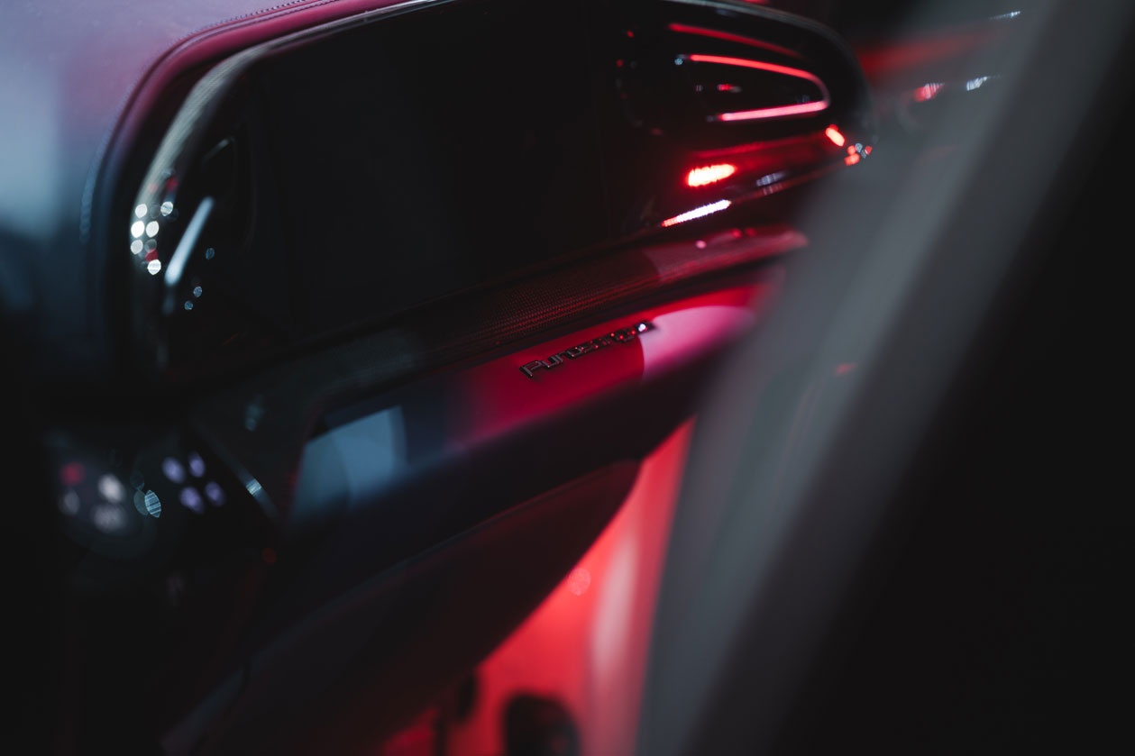 Ferrari Purosangue ra mắt ĐNÁ ảnh 12 Ferrari Purosangue ra mat DNA anh 12