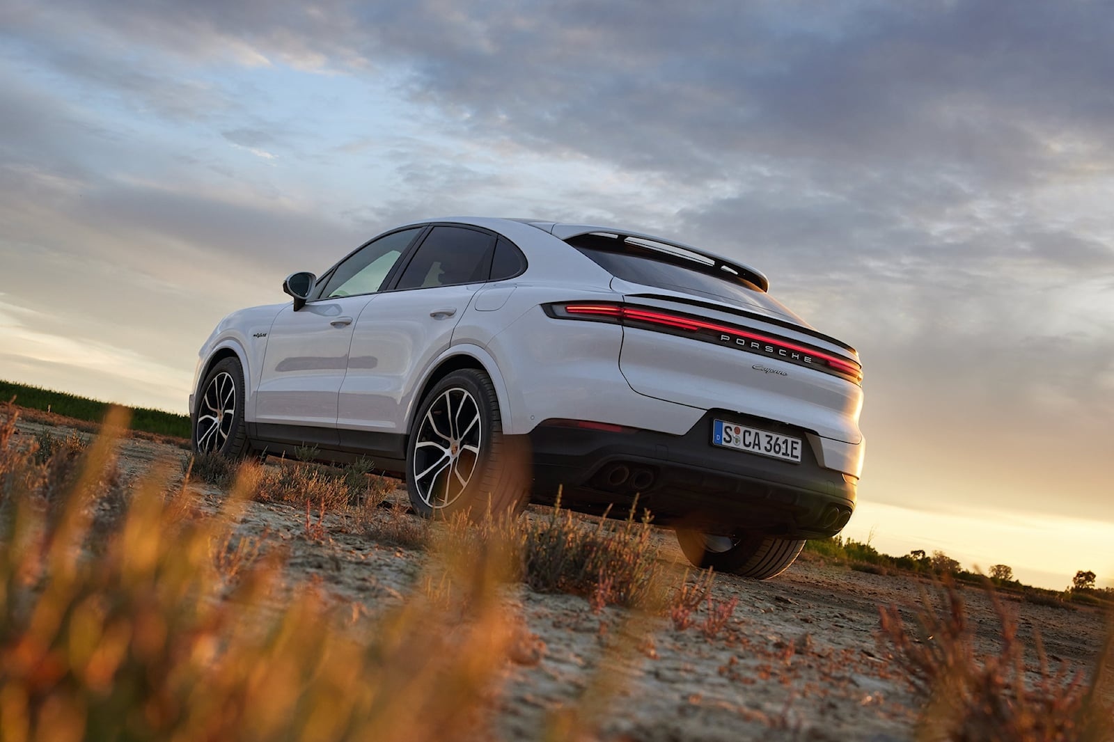 Porsche Cayenne 2024 ra mắt ảnh 5 Porsche Cayenne 2024 ra mat anh 5