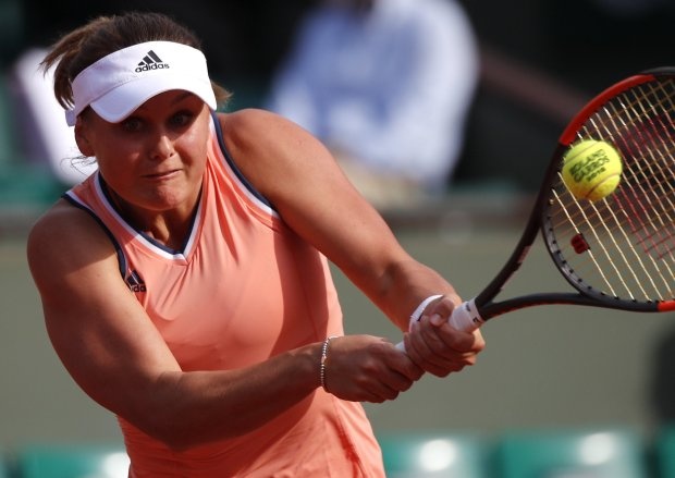ĐKVĐ Ostapenko ngã ngựa trong ngày khai mạc Roland Garros 2018 ảnh 2 DKVD Ostapenko nga ngua trong ngay khai mac Roland Garros 2018 anh 2