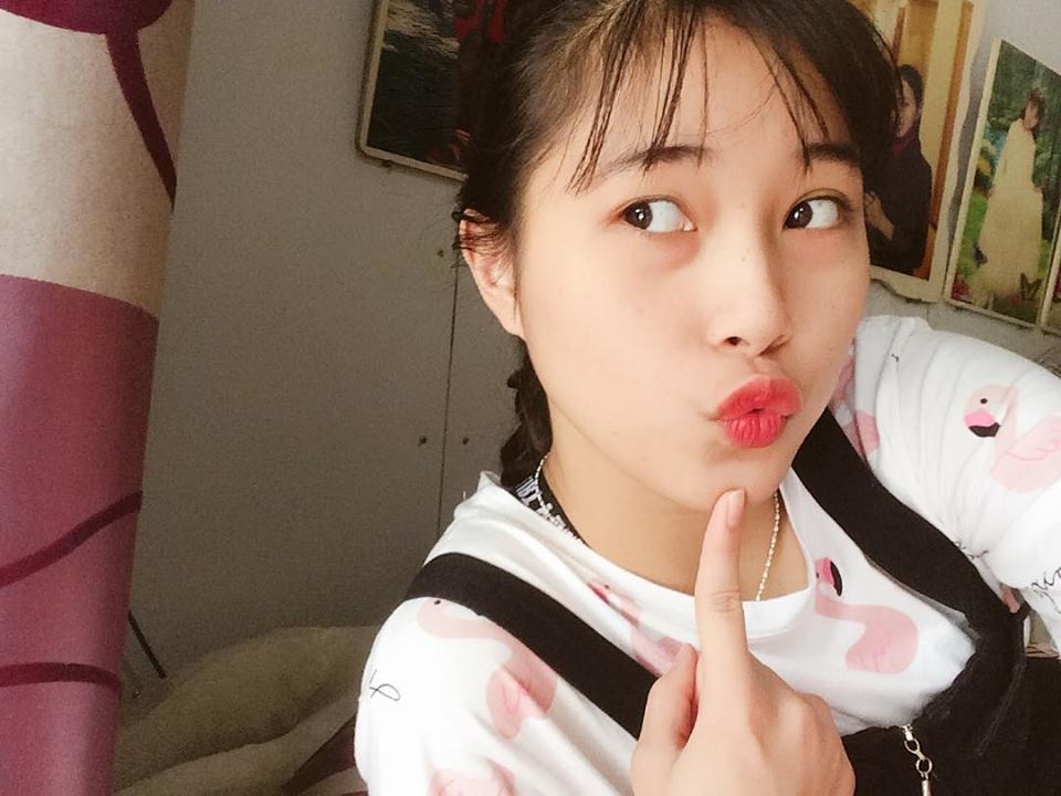 Hoa khoi bong chuyen Dang Thu Huyen,  thuyen truong doi U19 nu Viet Nam anh 7