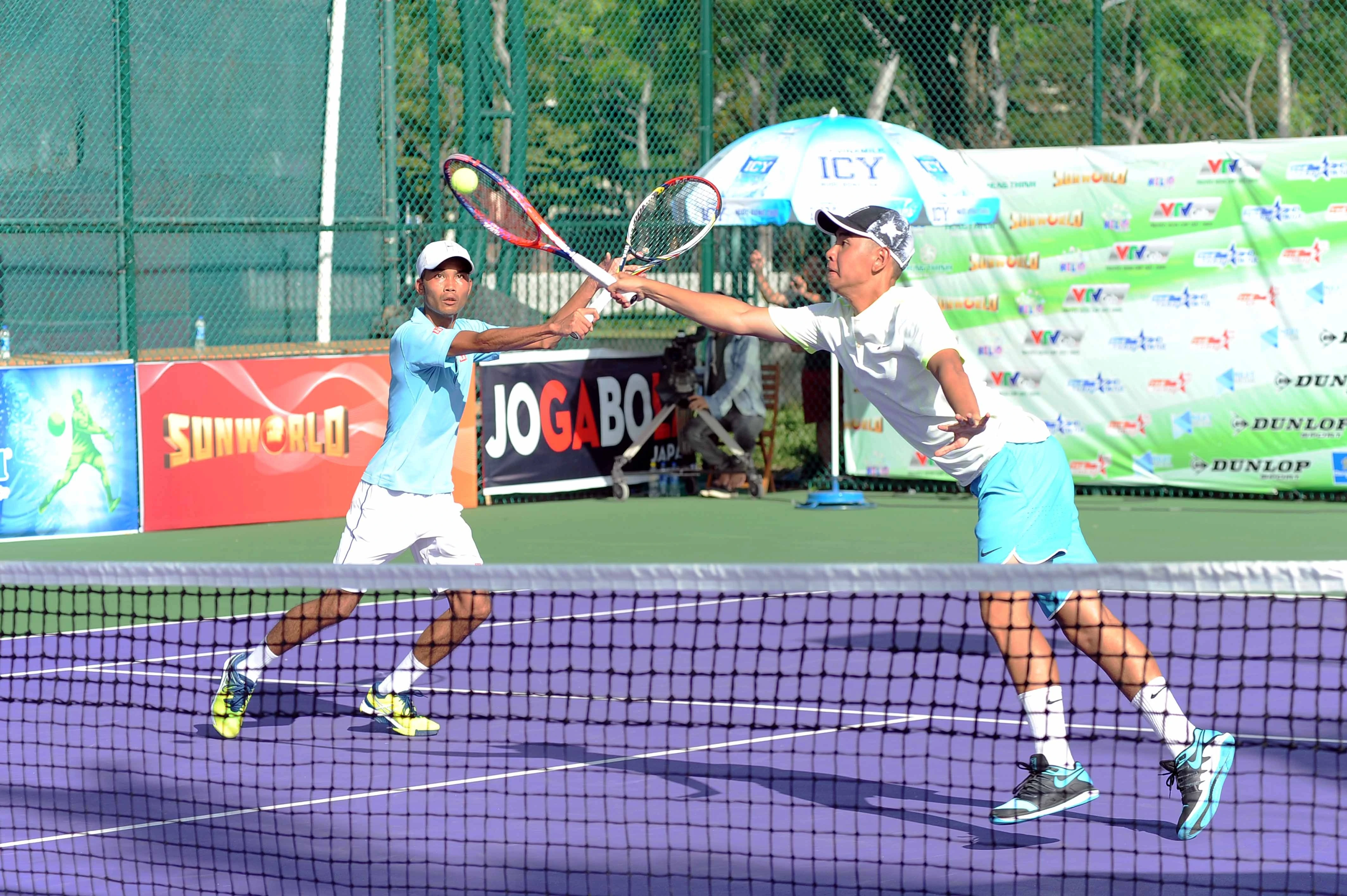 Tay vot phui La Xuan Hau vo dich doi nam giai quan vot VTF Pro Tour 3 anh 1