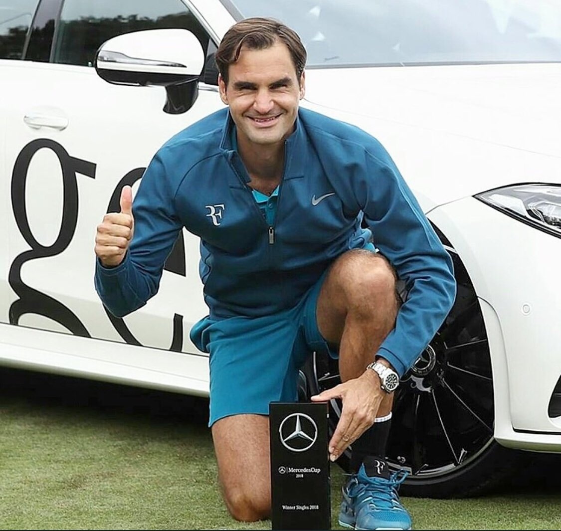 Federer vo dich Stuttgart lan dau tien sau khi vuot qua Raonic hinh anh