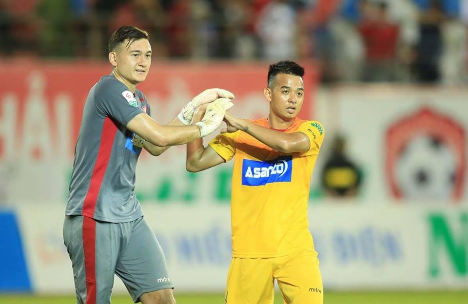 Van Lam duoc ‘len may’ sau khi giup CLB Hai Phong thoat thua hinh anh