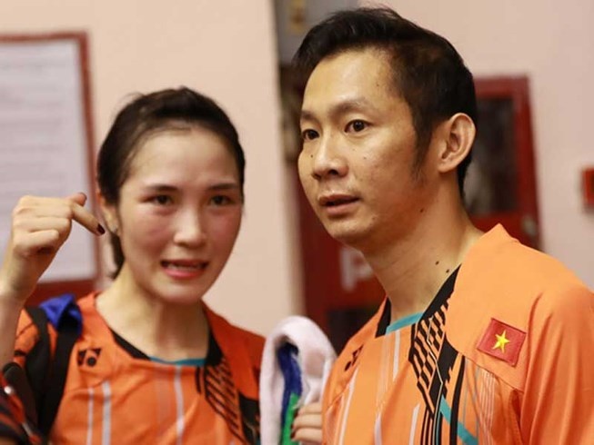 Vo chong Tien Minh dung buoc tai giai vo dich cau long the gioi hinh anh