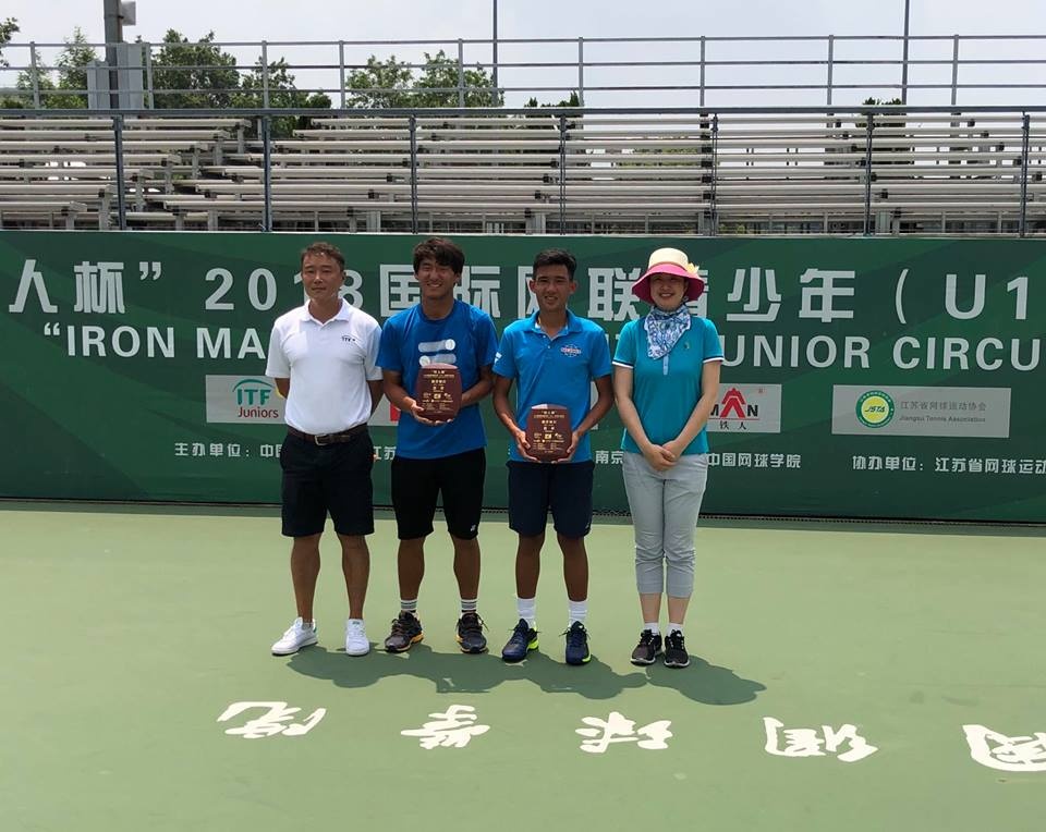 Tài năng trẻ Văn Phương lần đầu vô địch giải quần vợt nhóm 1 quốc tế ảnh 2 Tai nang tre Van Phuong lan dau vo dich giai quan vot nhom 1 quoc te anh 2