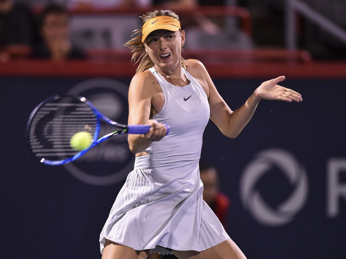 Sharapova huy diet dan em dong huong,  vao vong 3 Montreal anh 4