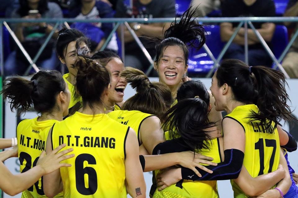 Bong chuyen nu Viet Nam lach qua khe cua hep vao tu ket ASIAD hinh anh