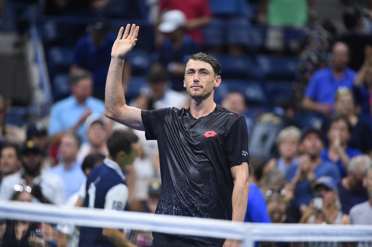 Federer thua sốc Millman tại Mỹ mở rộng ảnh 2 Federer thua soc Millman tai My mo rong anh 2