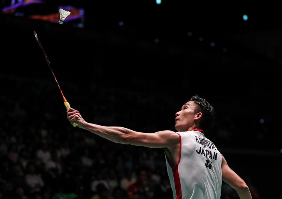 Kento Momota thang de Viktor Axelsen anh 1