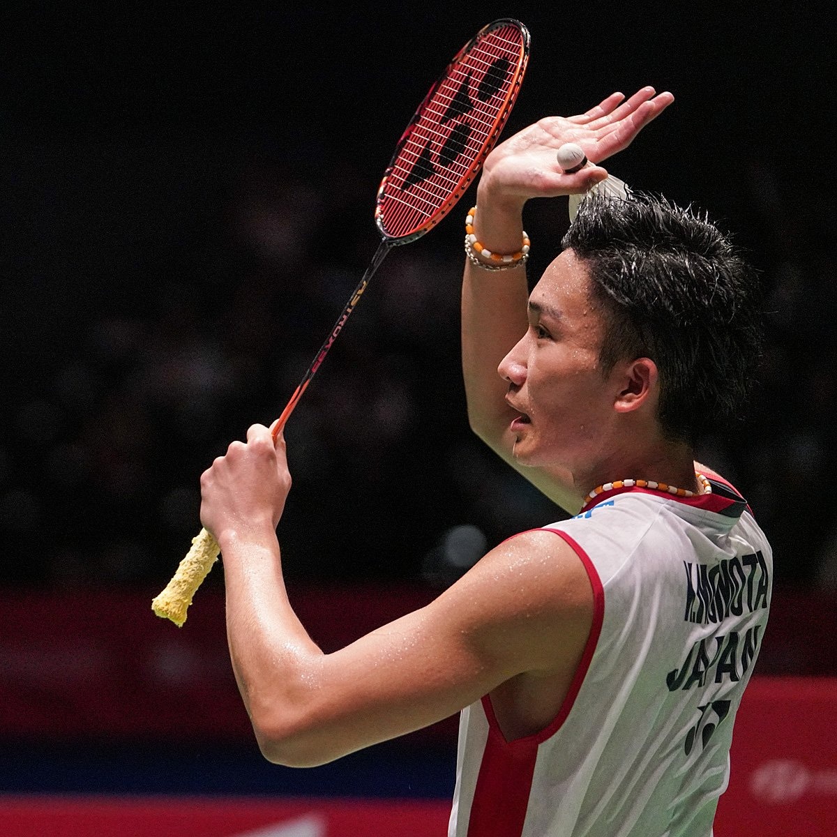 Highlights Kento Momota vs Viktor Axelsen: Ban ket Nhat Ban mo rong hinh anh