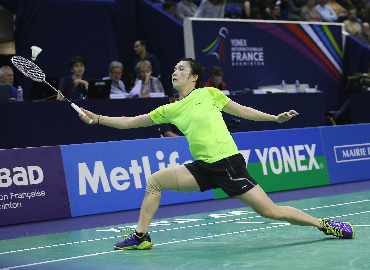 Vo chong Tien Minh thua dang tiec anh 1