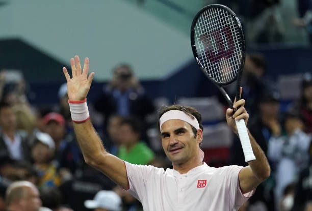 Roger Federer the hien ban linh truoc tai nang tre nguoi Nga hinh anh
