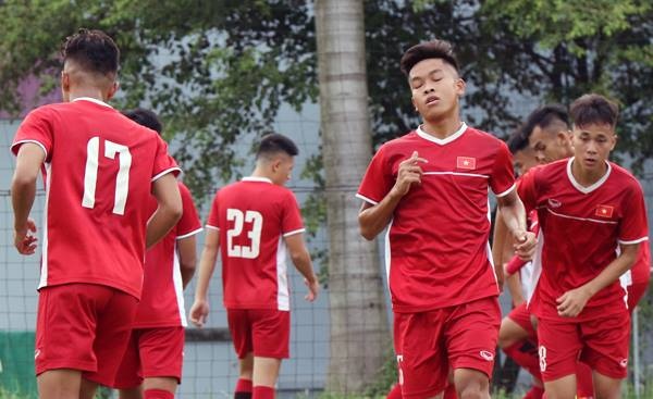 U19 Việt Nam tập luyện tại Indonesia ảnh 1 U19 Viet Nam tap luyen tai Indonesia anh 1
