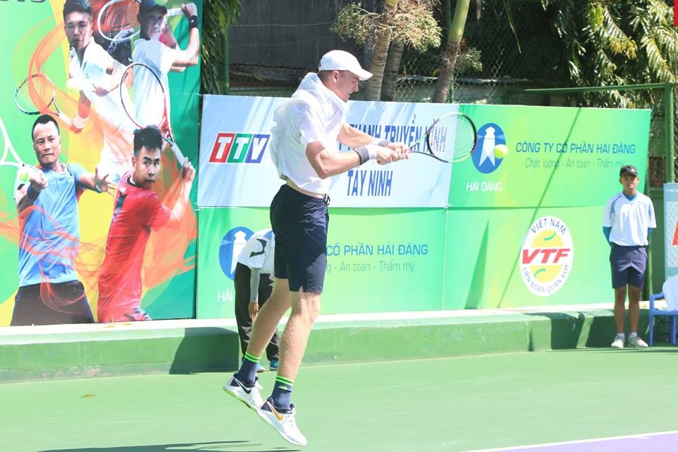 Lý Hoàng Nam vào bán kết Việt Nam F4 Futures ảnh 2 Ly Hoang Nam vao ban ket Viet Nam F4 Futures anh 2