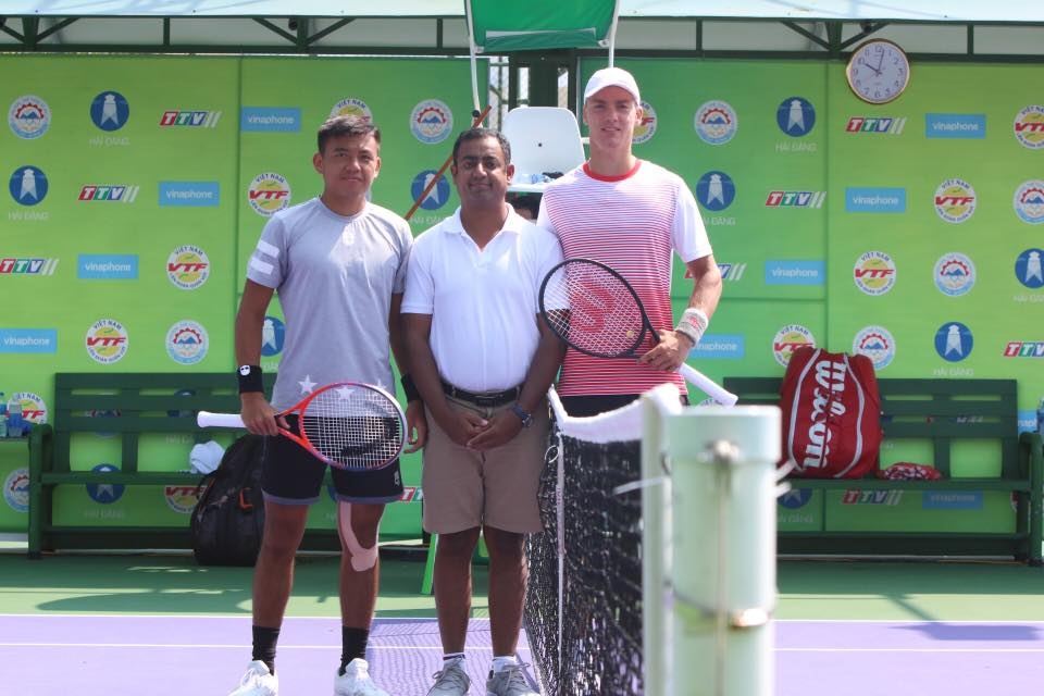 Hoang Nam vao ban ket giai quan vot Viet Nam F5 Futures anh 1