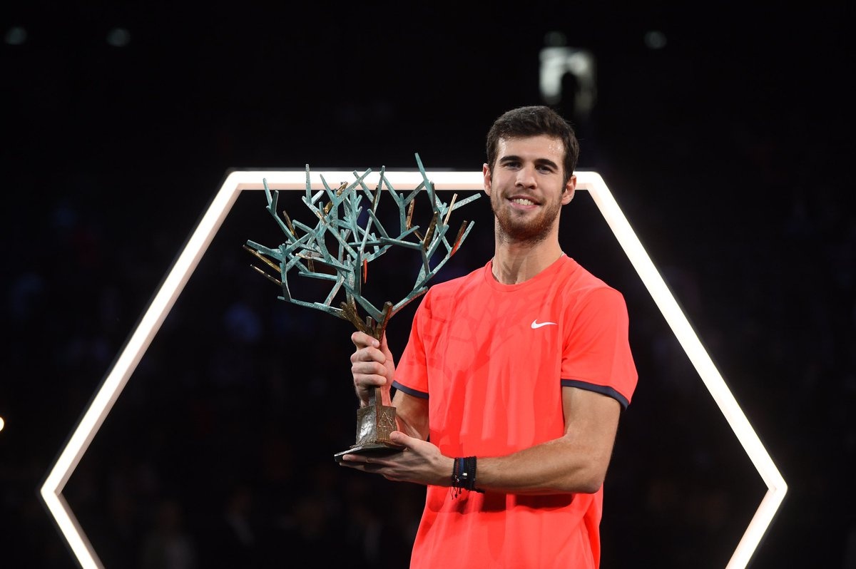 Karen Khachanov đánh bại Djokovic ảnh 1 Karen Khachanov danh bai Djokovic anh 1