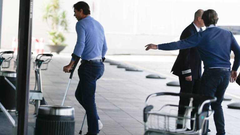 Rafael Nadal phẫu thuật mắt cá nhân ảnh 1 Rafael Nadal phau thuat mat ca nhan anh 1