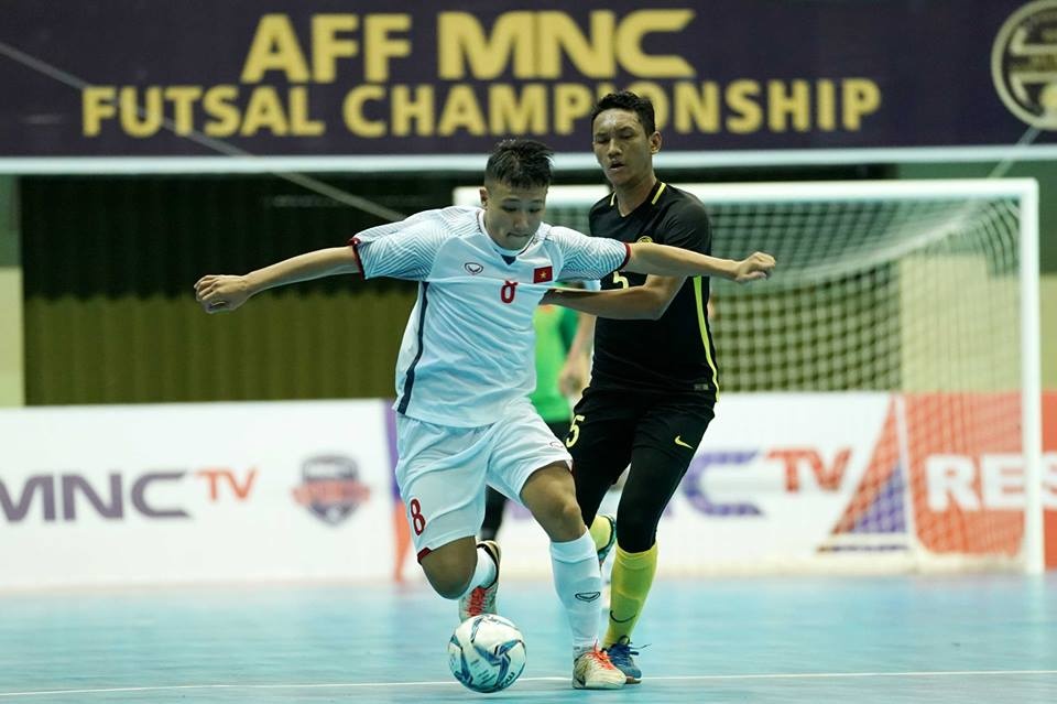 Dut diem kem, tuyen futsal VN thua tren cham luan luu truoc Malaysia hinh anh
