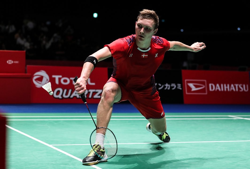 Cuu tay vot so 1 the gioi Axelsen bi cam khoac ao tuyen quoc gia hinh anh