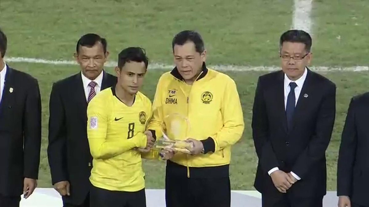 Tuyen Malaysia nhan giai Fair-play tai AFF Cup hinh anh