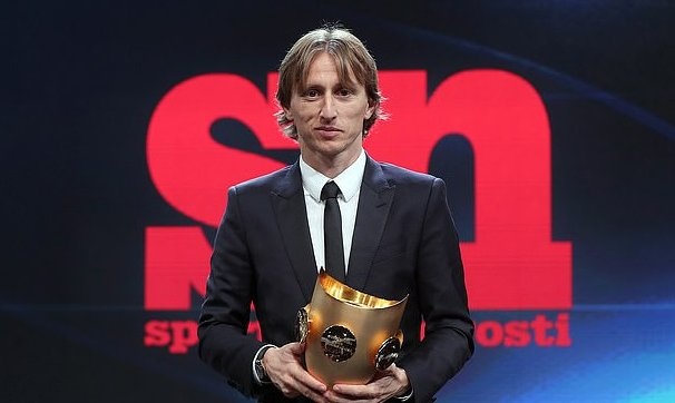 Vuot Djokovic, Modric nhan giai VDV xuat sac vung Balkan 2018 hinh anh