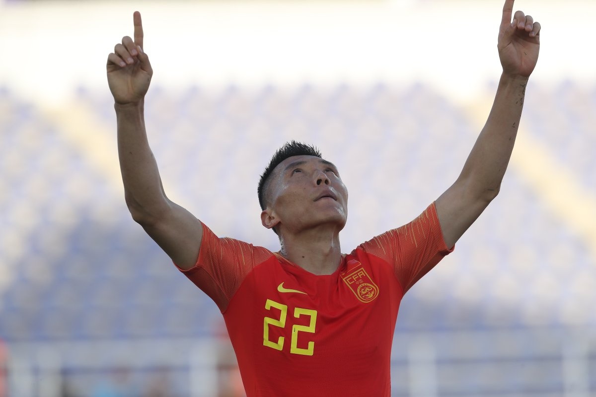 Trung Quoc 2-1 Kyrgyzstan tai Asian Cup 2019 anh 1