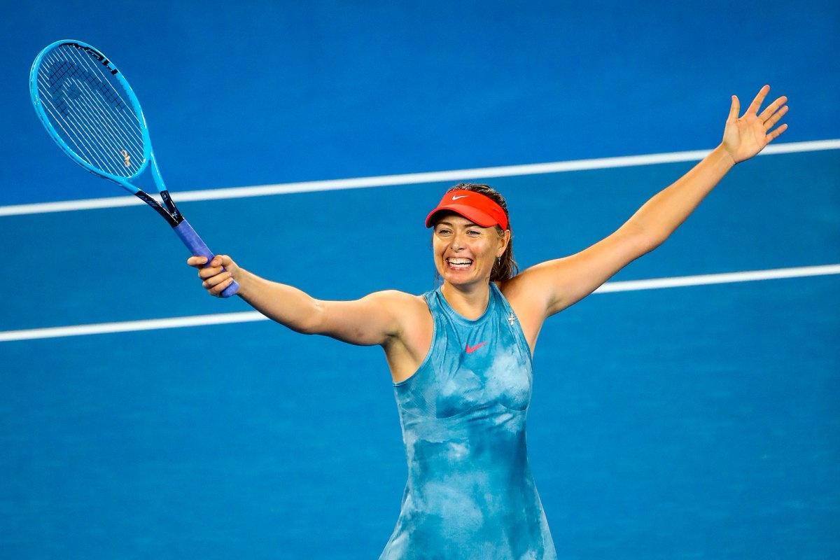 Sharapova bien Wozniacki thanh cuu vuong Australian Open hinh anh