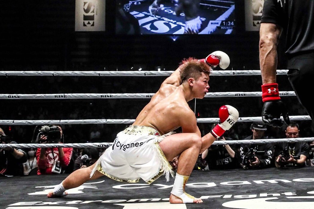 Tenshin Nasukawa hạ knock-out đối thủ Roma ảnh 1 Tenshin Nasukawa ha knock-out doi thu Roma anh 1