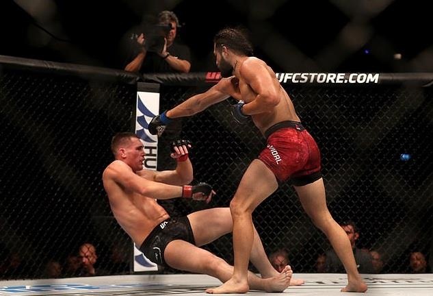 Darren Till nem mui nam san lan dau trong su nghiep hinh anh